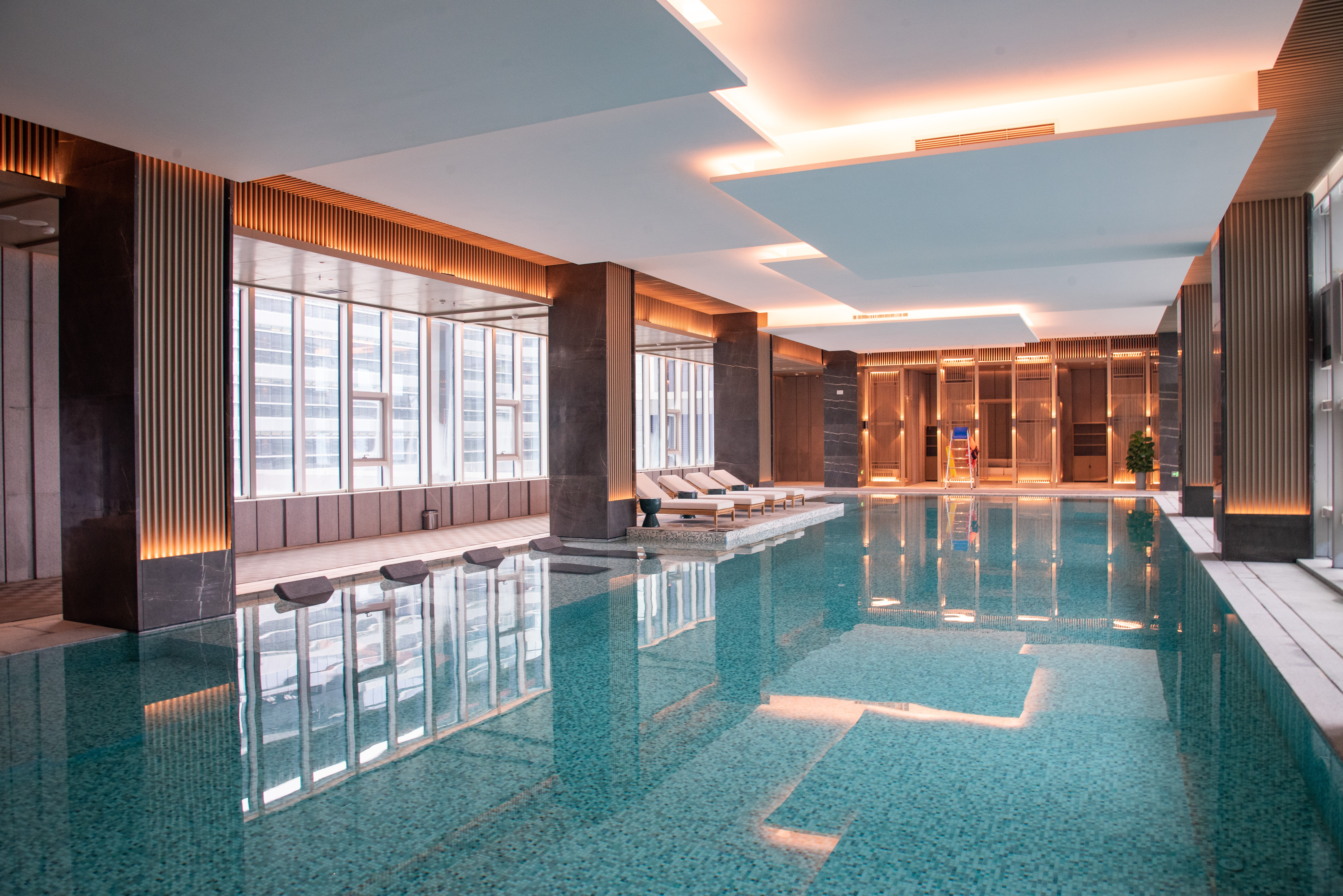 hualuxe yibin an ihg hotel