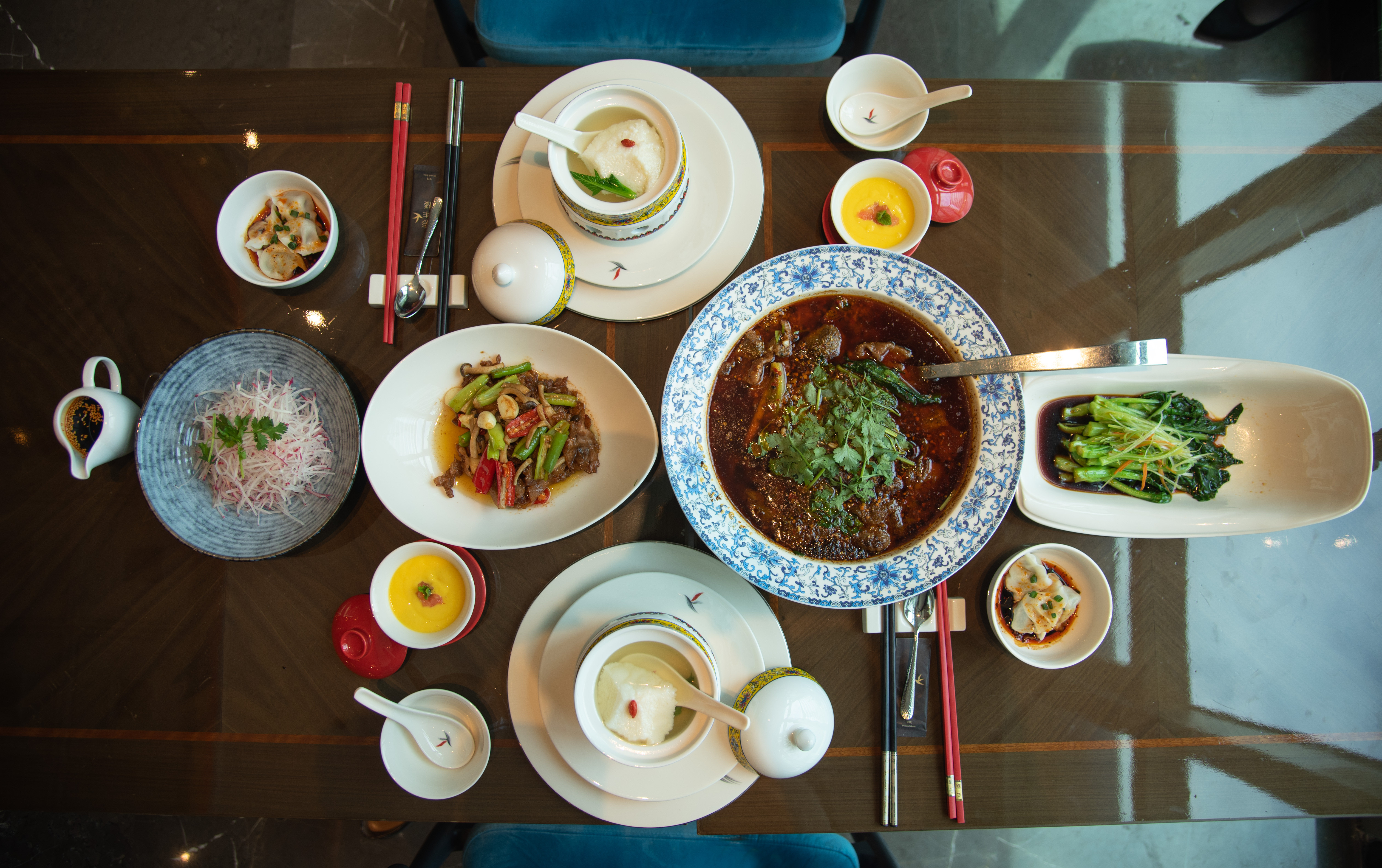 hualuxe yibin an ihg hotel