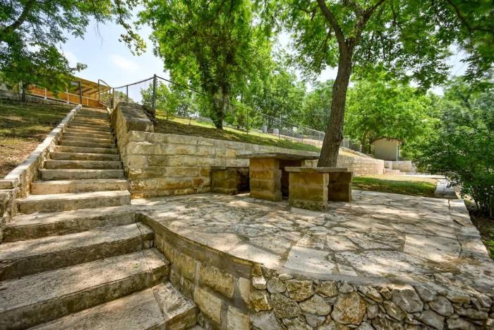 luxury lakefront oasis w boat dock firepit