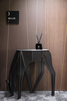 Howard Sur Seine,,4 star