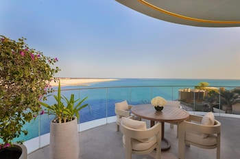 waldorf astoria doha lusail