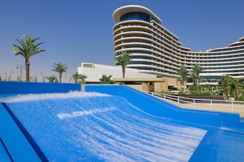 waldorf astoria doha lusail
