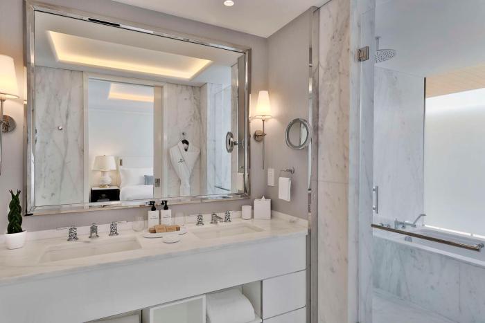 waldorf astoria doha lusail