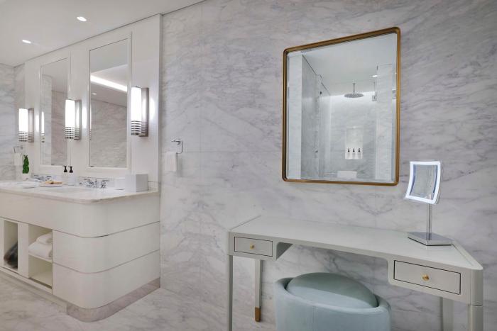 waldorf astoria doha lusail