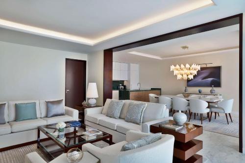 waldorf astoria doha lusail