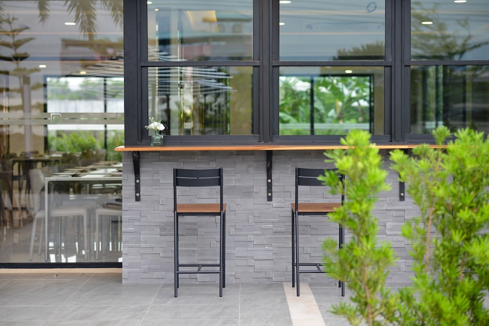 grand bs airport hotel suvarnabhumi