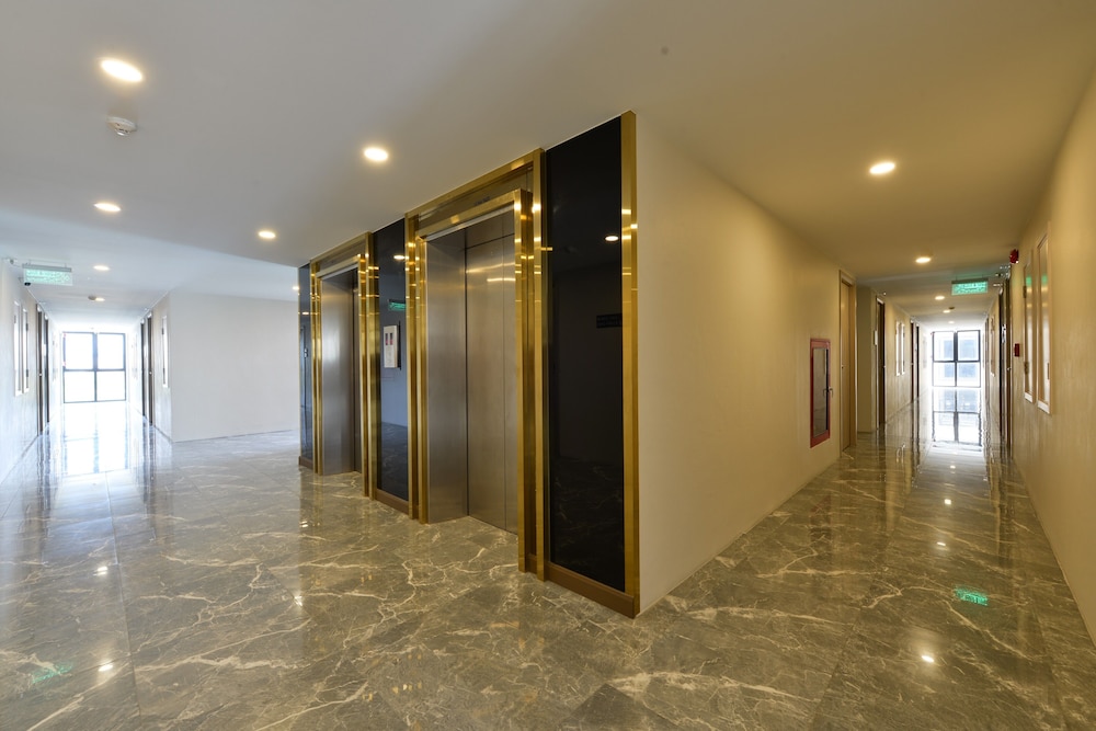 grand bs airport hotel suvarnabhumi