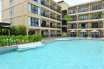 grand bs airport hotel suvarnabhumi