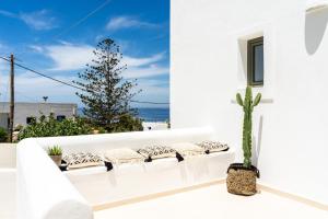 paros