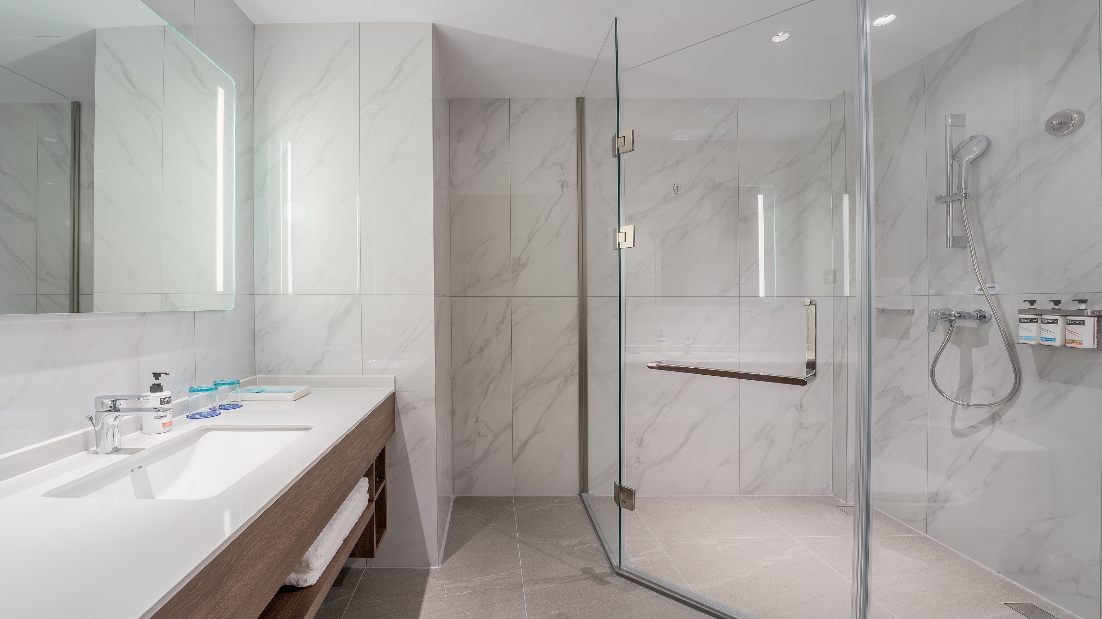 holiday inn express chengdu pidu an ihg hotel