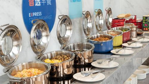 holiday inn express chengdu pidu an ihg hotel
