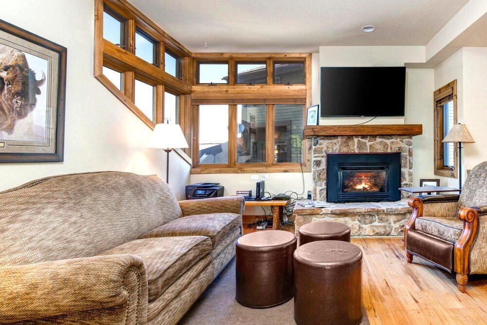 k b m resorts poa 504b centrally located 3bd walk to main st shuttle private hot tub