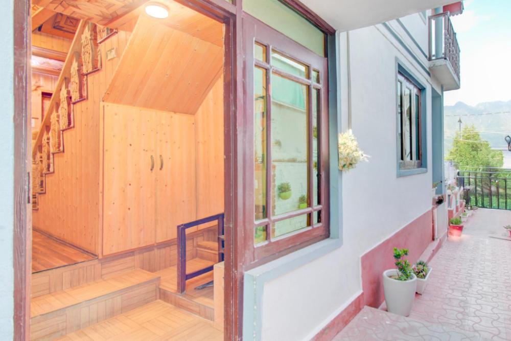 pop foreshore resort