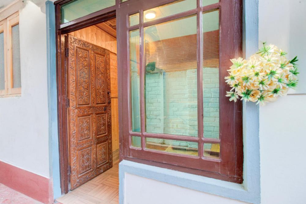 pop foreshore resort