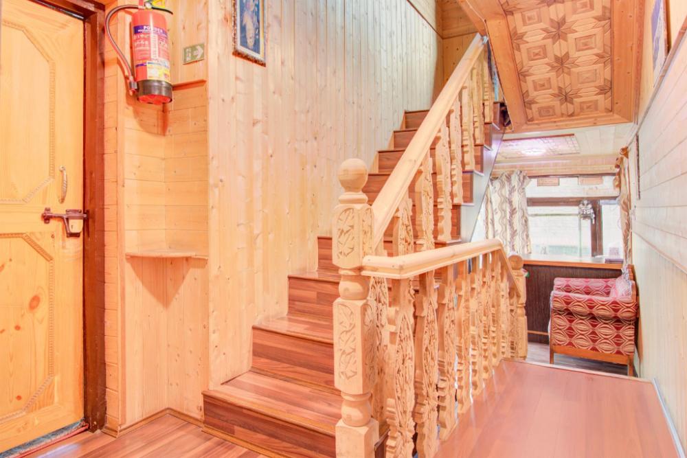 pop foreshore resort