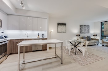 global luxury suites at revel