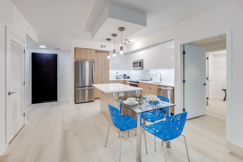 global luxury suites at revel