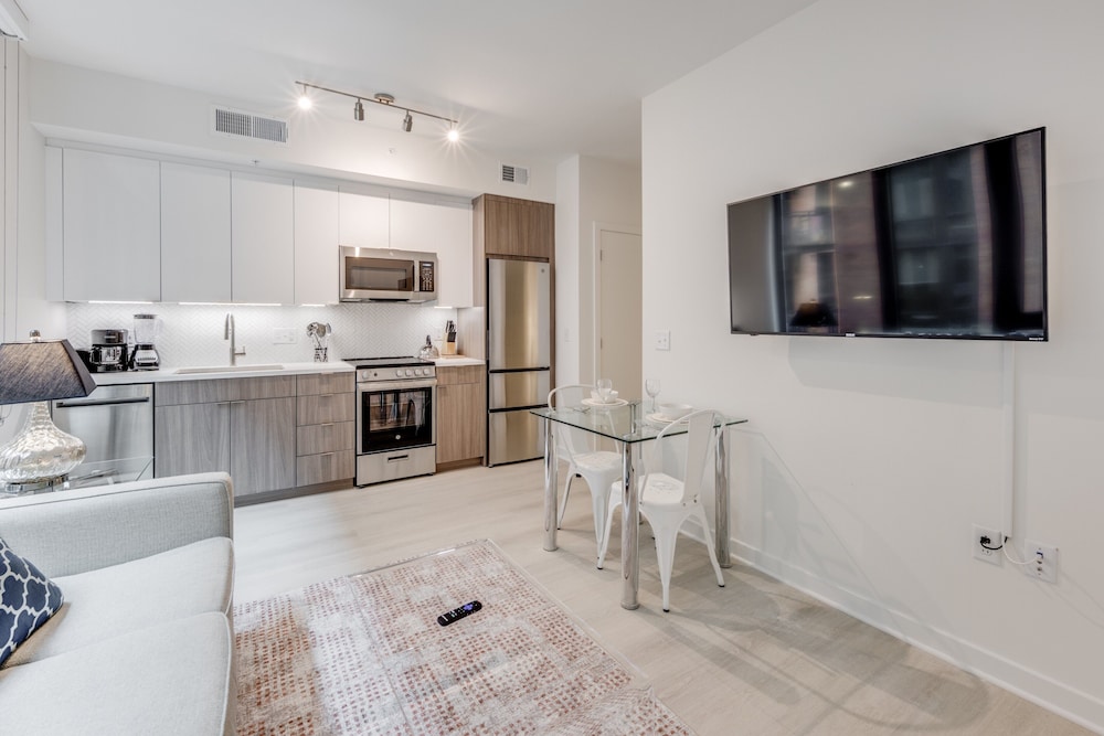 global luxury suites at revel