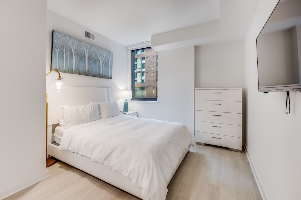 global luxury suites at revel