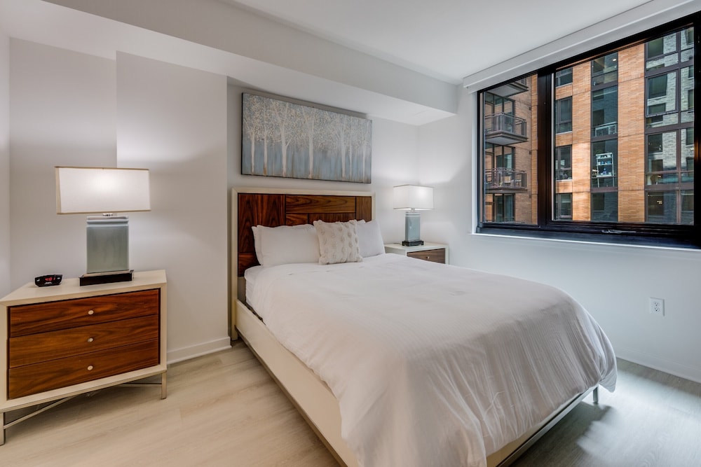 global luxury suites at revel