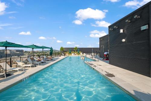 global luxury suites at revel