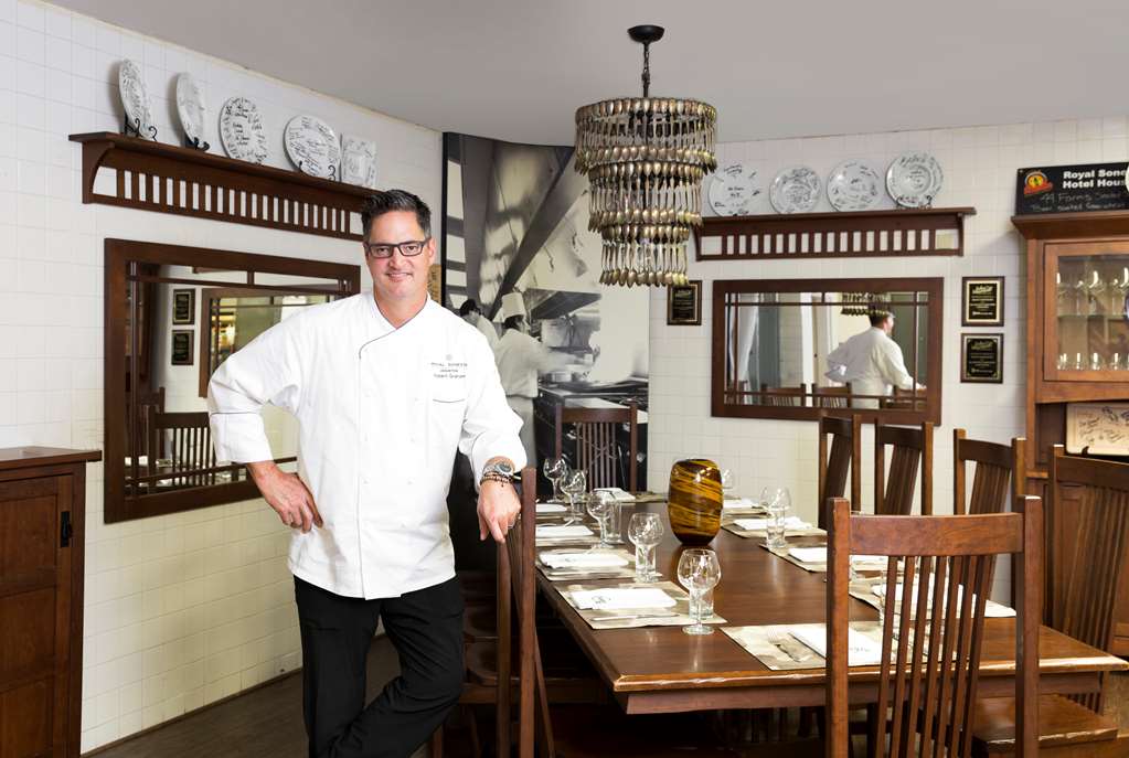 the royal sonesta houston galleria