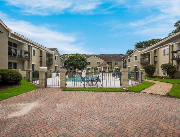 clarion inn and suites savannah midtown