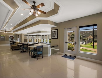 clarion inn and suites savannah midtown