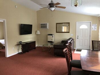 exit 5 motel and cottages