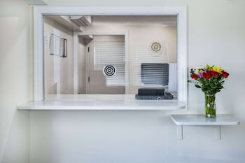 super 8 by wyndham lindenhurst