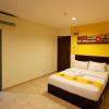 golden roof hotel falim ipoh