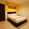 golden roof hotel falim ipoh