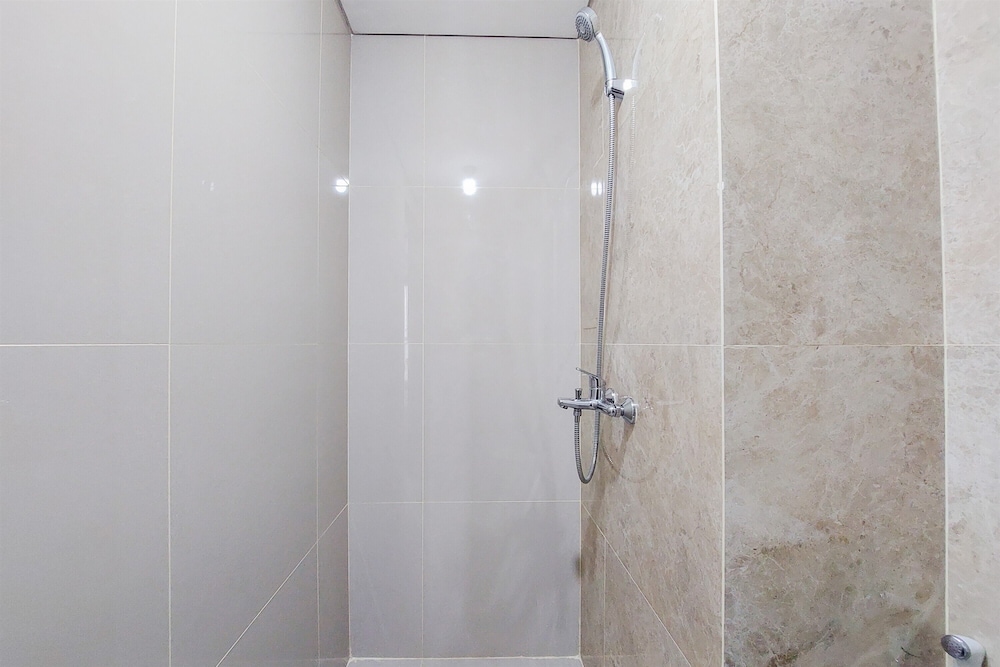 nice and modern studio at transpark bintaro apartment