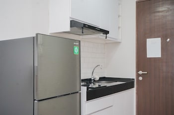 nice and modern studio at transpark bintaro apartment