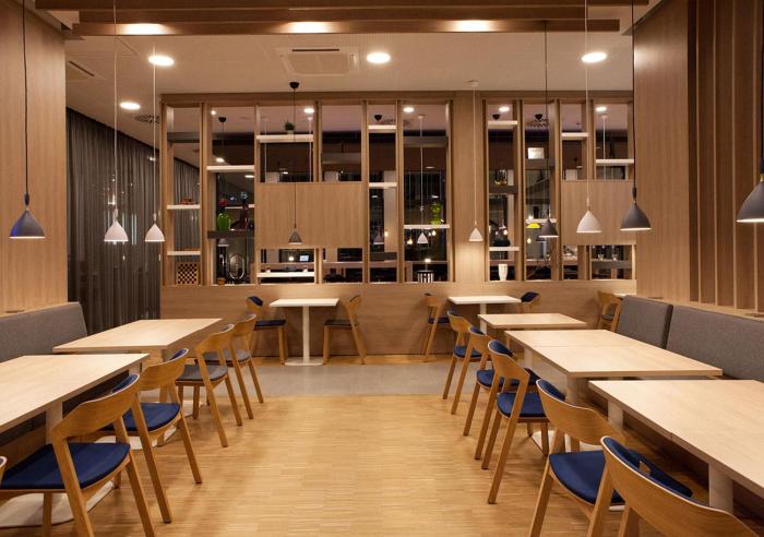 holiday inn express duesseldorf airport