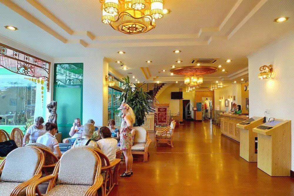 green ant hotel nha trang