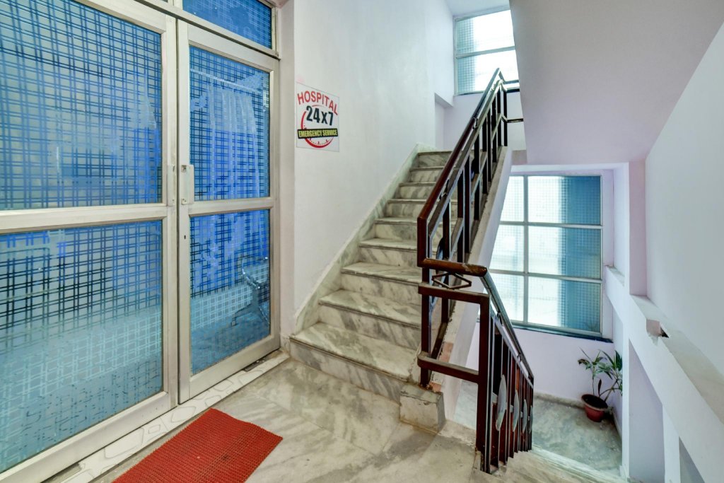 Hotel O Om Shanti,Danapur>>Patna,3 star