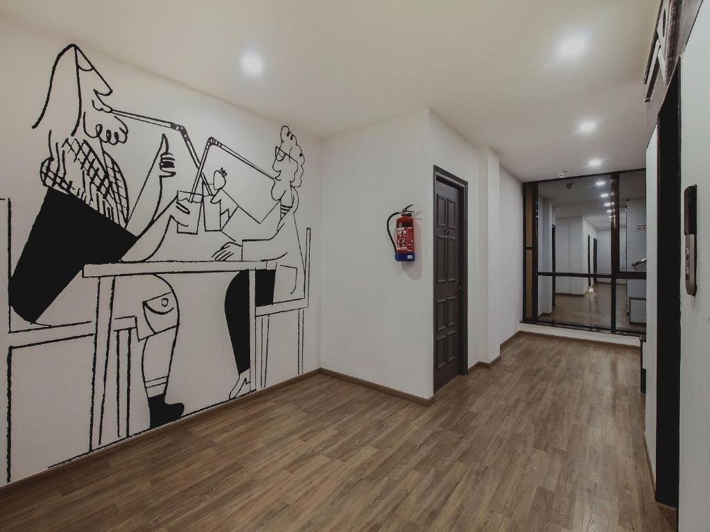 super townhouse swaroop inn