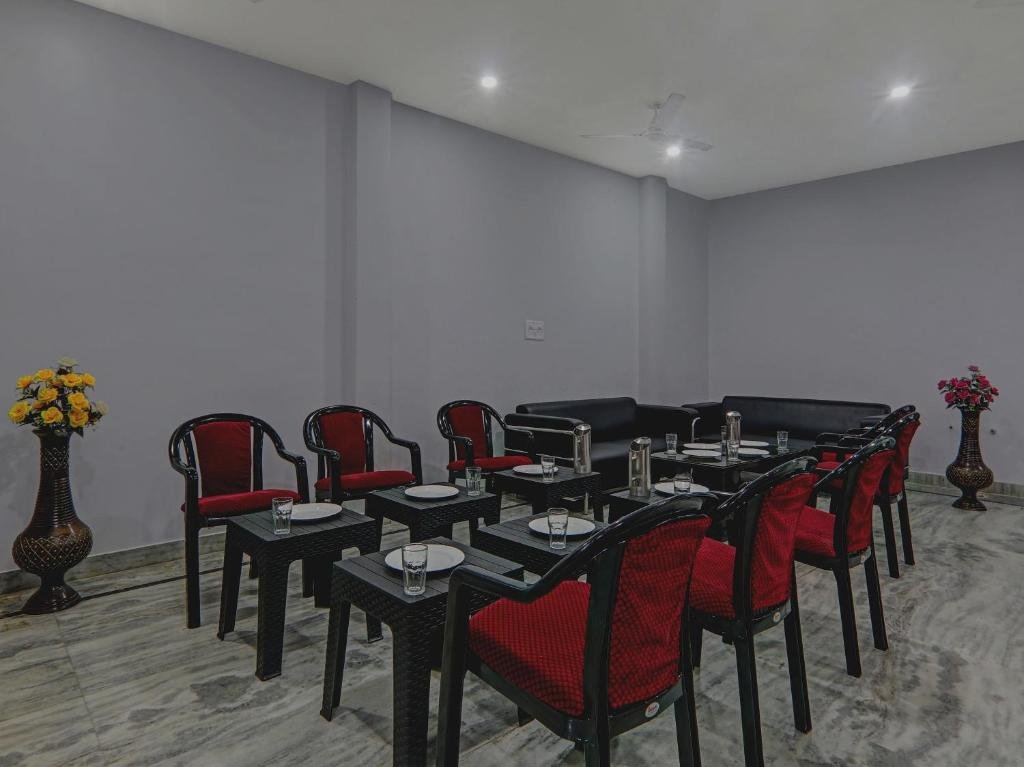 super townhouse swaroop inn