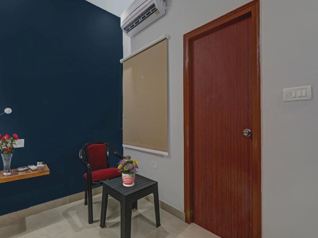 super townhouse swaroop inn