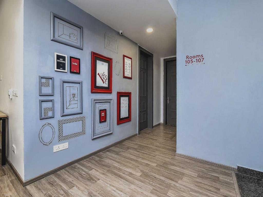 super townhouse swaroop inn