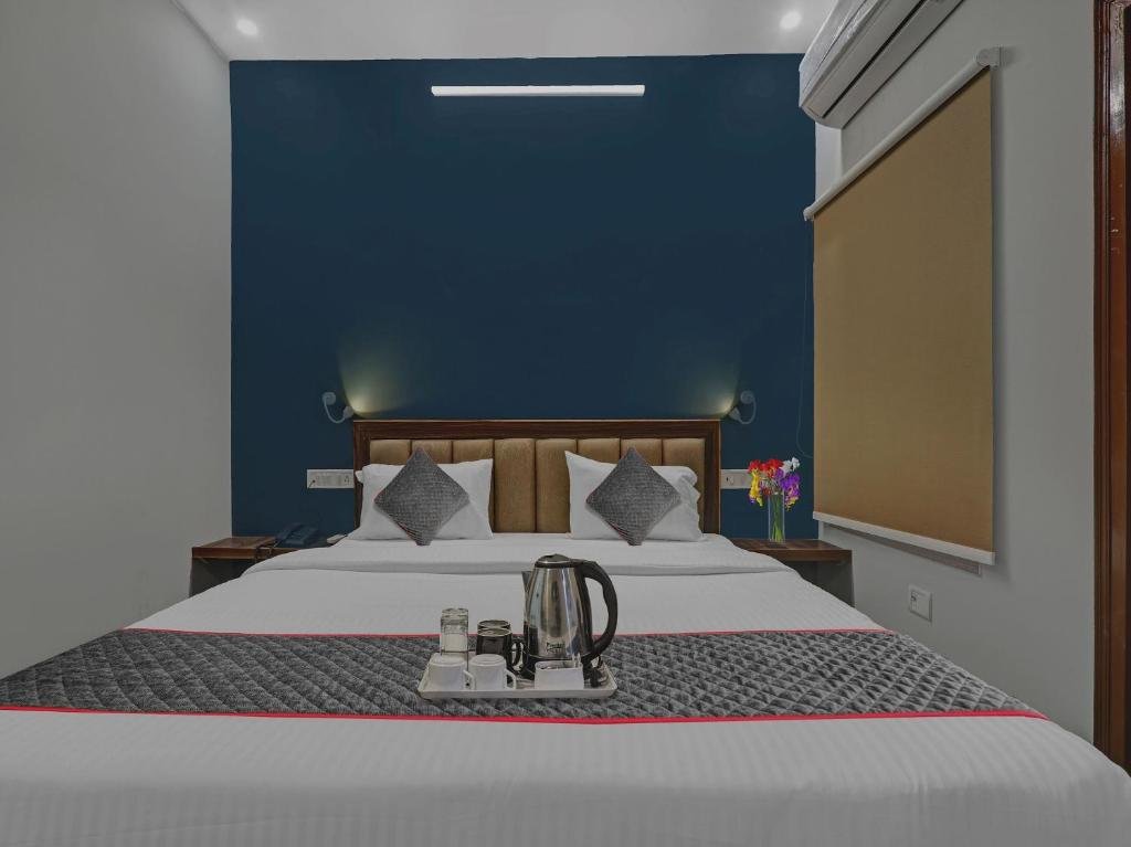 super townhouse swaroop inn