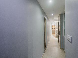 capital o hotel crown inn near appu ghar