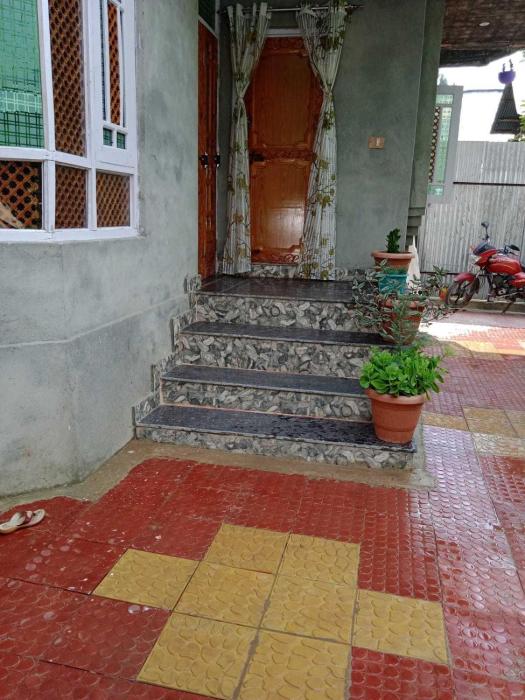 pop tabasum homestay