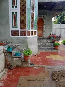 pop tabasum homestay