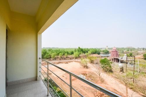 hotel o u tech hotel and restaurant