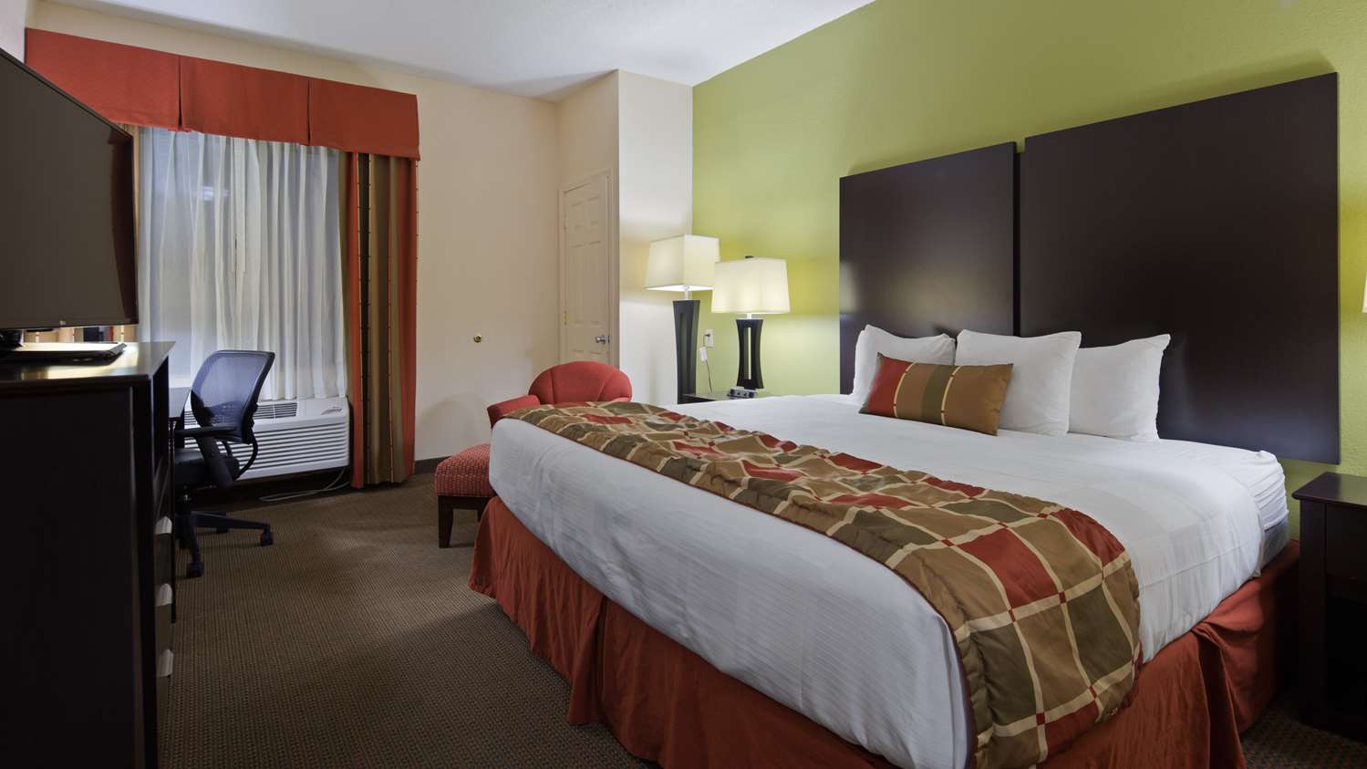 best western plus huntersville inn and suites near lake norman