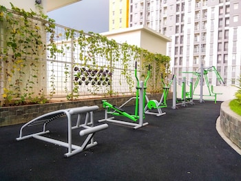 cozy and modern studio apartment at springlake summarecon bekasi