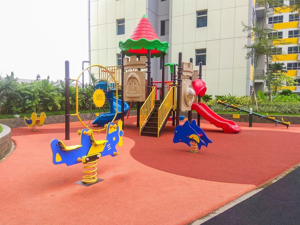 cozy and modern studio apartment at springlake summarecon bekasi