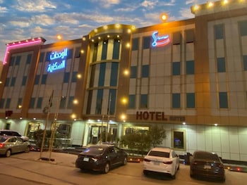 al muteb suites al munsiyah